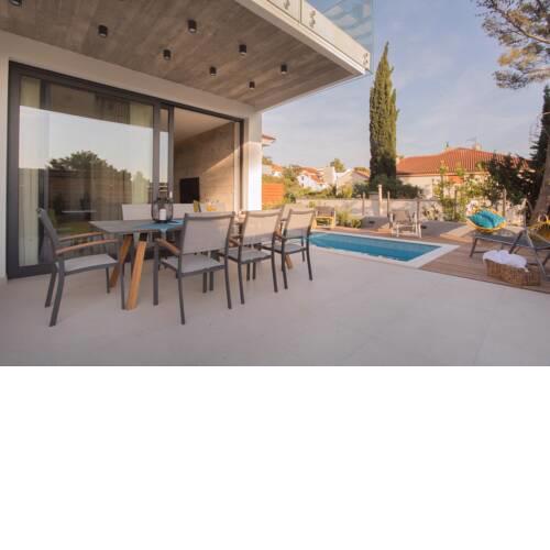 Villa Red Hill - Luxury Apartment 1