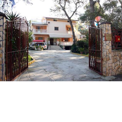 Villa Robinia