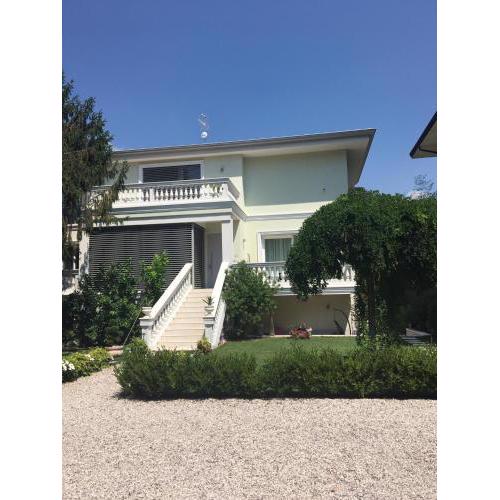 Villa Romantika