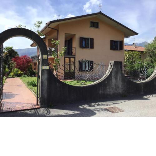 Villa Romeo - Acero Rosso