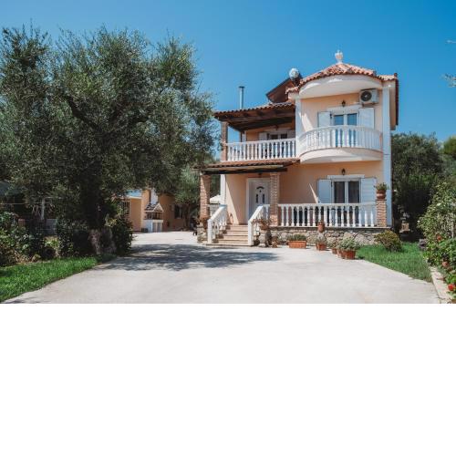 Villa Rosa 3 Bedroom with Sea View