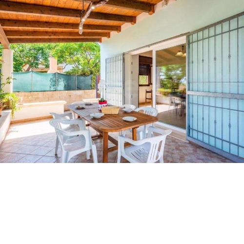 Villa Rosa zona Torre San Giovanni