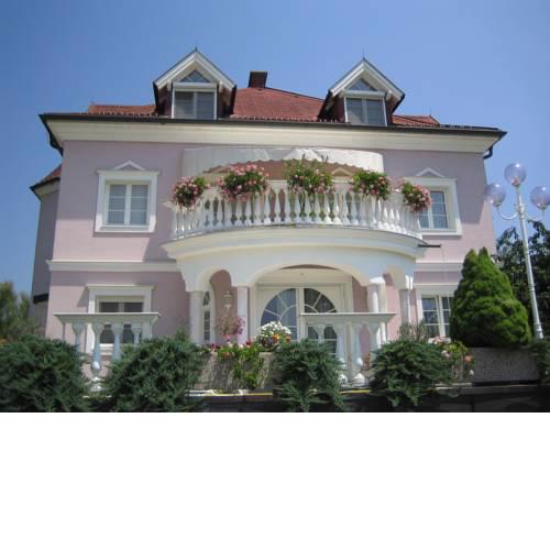Villa Rose