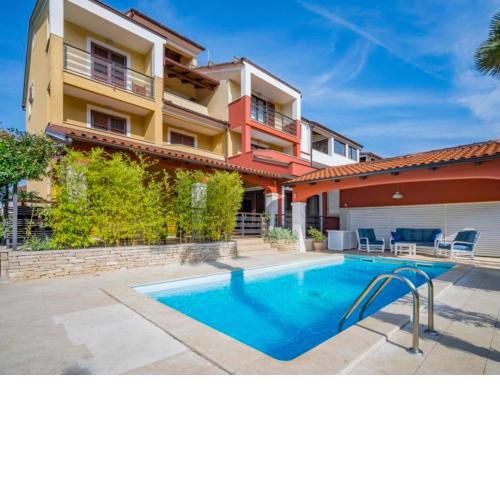 VILLA ROSSELLA 1 Two-Bedroom Ap Achilea