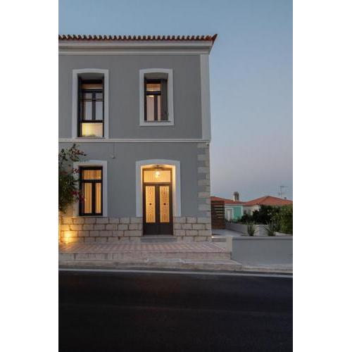 Villa Samos - Renovated stone villa with private pool- 2 min from the sea!