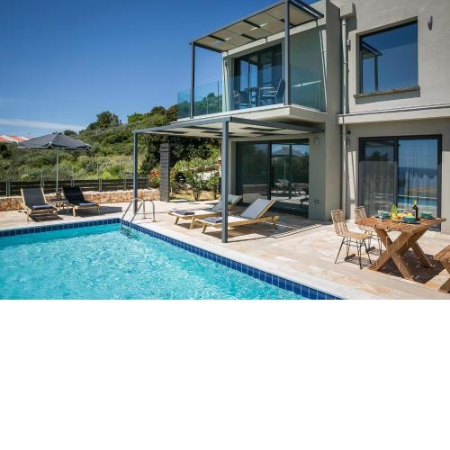 Villa Sea front