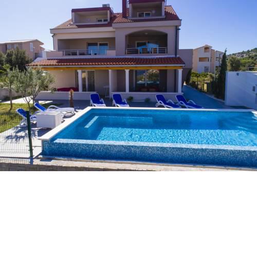 Villa Second-Home