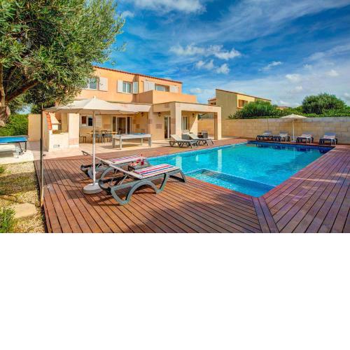 Villa Serena Forcat by Villa Plus