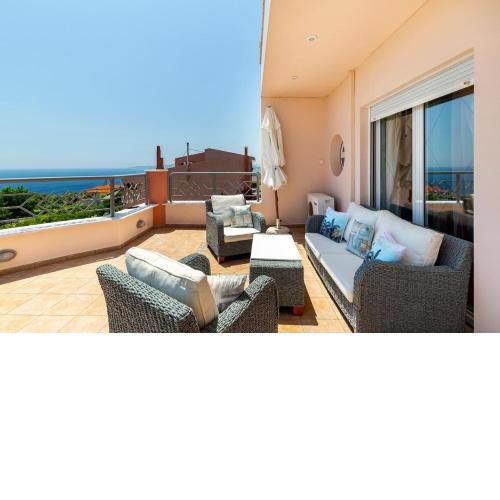 Villa Serenity 6-Bed Luxury Villa in Kymi Euboea