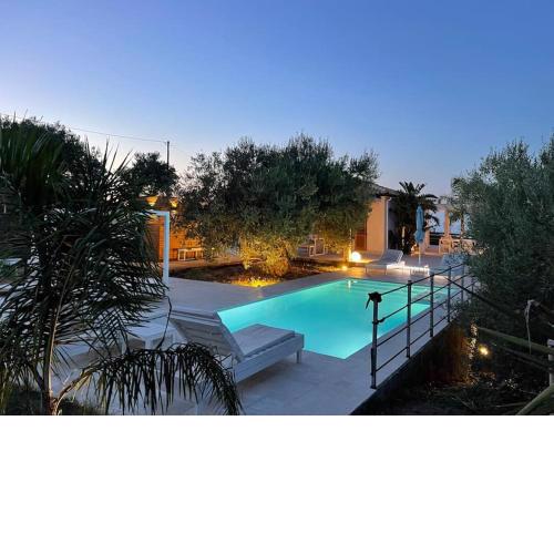 Villa Sicily, gorgeous villas with Private Pool, near Cefalu'