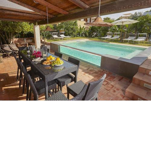 Villa Sicily Pool & Beach