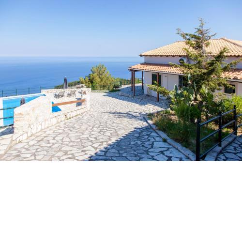 Villa Skyfall