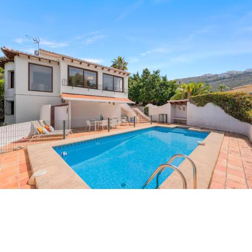Villa Sol de Junio by Interhome