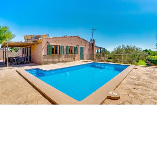 VILLA Son Frau