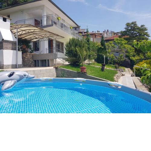 Villa Stella - private house with pool, BBQ and sea view