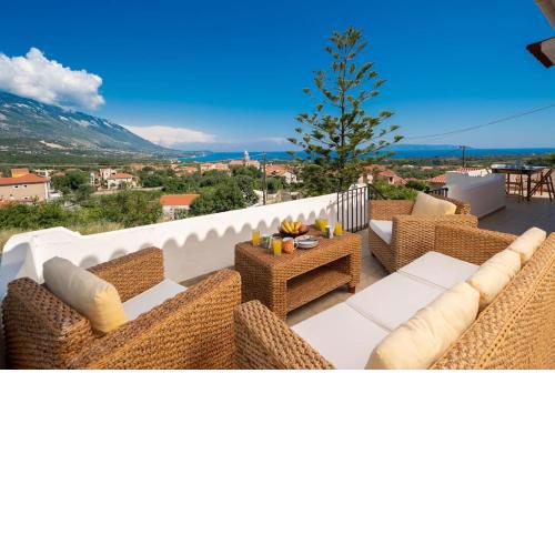 Villa Stunning Views