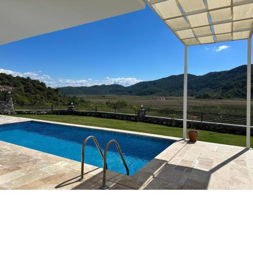 Villa Sunrise
