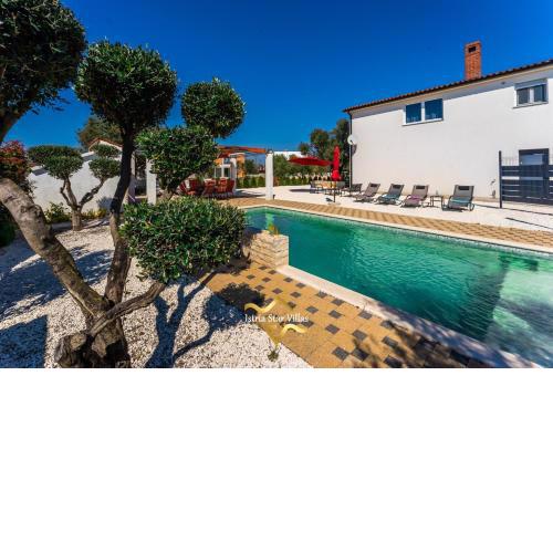 Villa Sunshine
