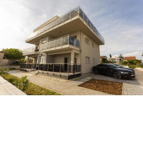 Villa Šurić