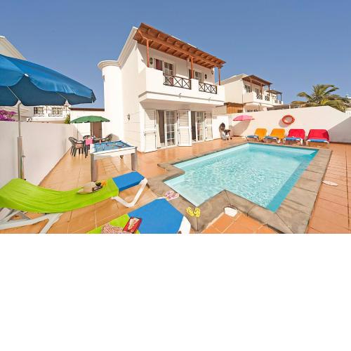 Villa Tabaiba by Villa Plus