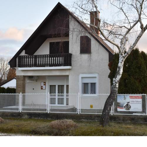 Villa-Tábori