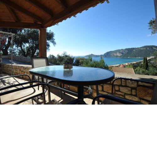 Villa Theodora View Apartments Zeys