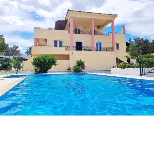Villa Theonymfi
