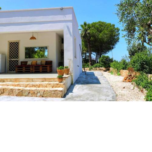 Villa tra mare, bosco e panorami