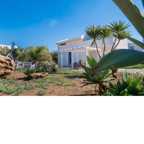 Villa Tra Mare e Ulivi