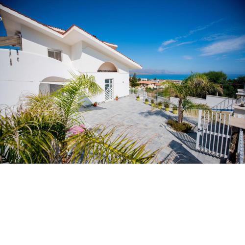 Villa Trinacria Apartments