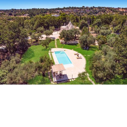 Villa Trullo Tesoro by Villa Plus