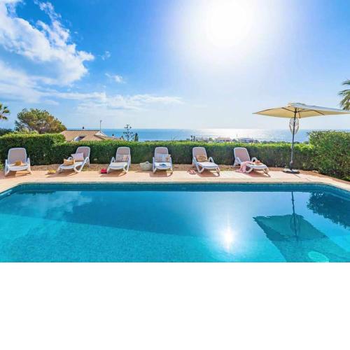 VILLA TURQUESA Confort y vistas al mar entorno tranquilo