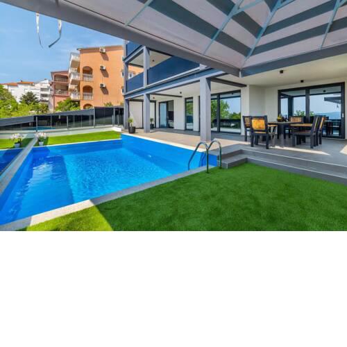 Villa Twins