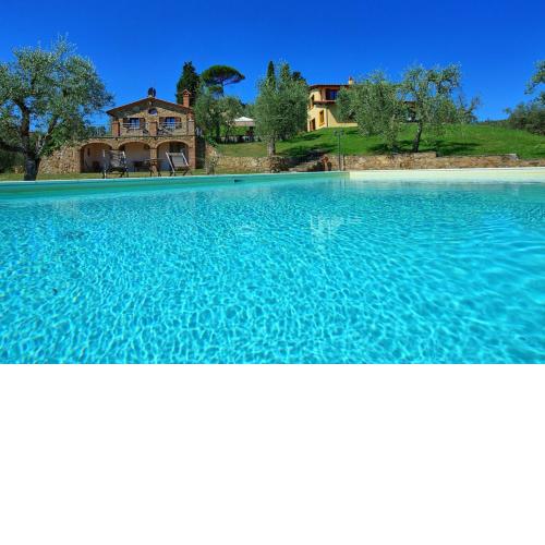 Villa Ulivi by PosarelliVillas