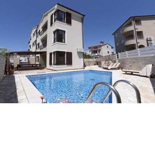 Villa UNDINa - luxury holiday house near beaches for big group