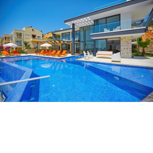 Villa Unlimited 5 Bedroom Luxury Villa with Infinity Pool