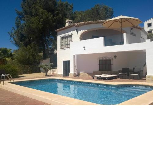 Villa up to 8 sleeps 4 bedrms 2