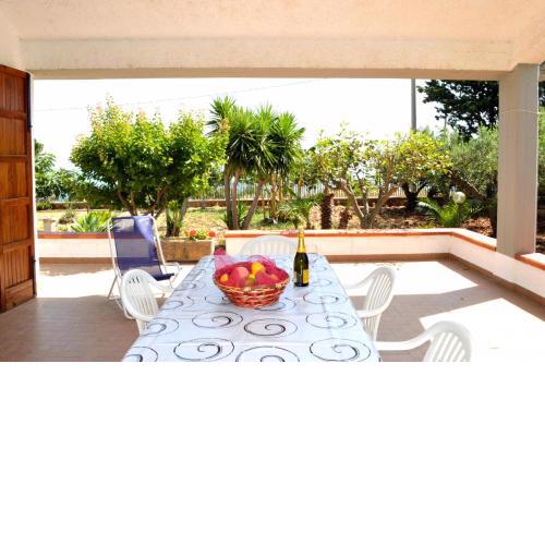 Villa Valenti belllissima villa con vista sulla baia di Calabianca