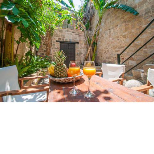 Villa Valia - Old Town Suites