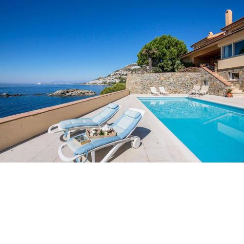 Villa Van Gogh Roses- Barneda Premium Villas
