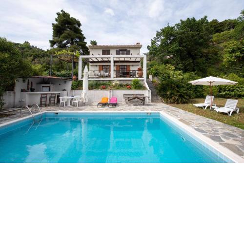 Villa VERA - private villa for 8 guests with pool