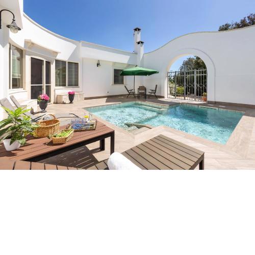Villa Virgilia by BarbarHouse