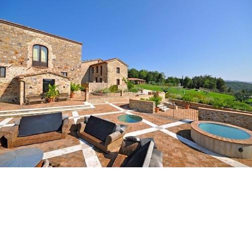 Villa Vittorio by PosarelliVillas