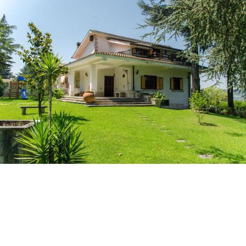 Villa White