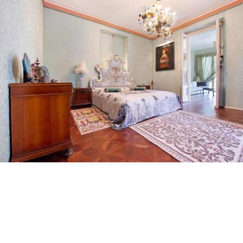 Villa with Como lake view