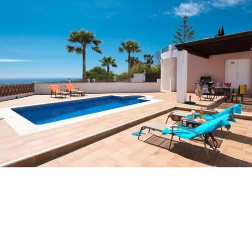 Villa with private pool, mountain and sea views