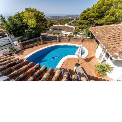 Villa with private swimming pool