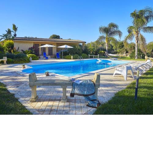 Villa with swimming pool, close to the Selinunte Archaeological Park