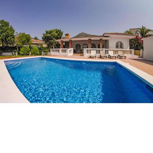 Villa Yanna