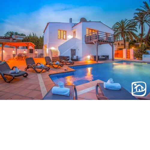 Villa Yelir by Abahana Villas